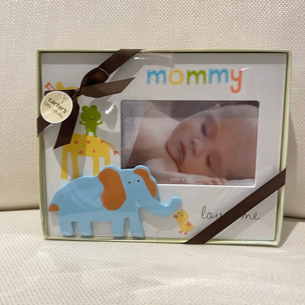 Carter’s My Mommy Loves me photo frame